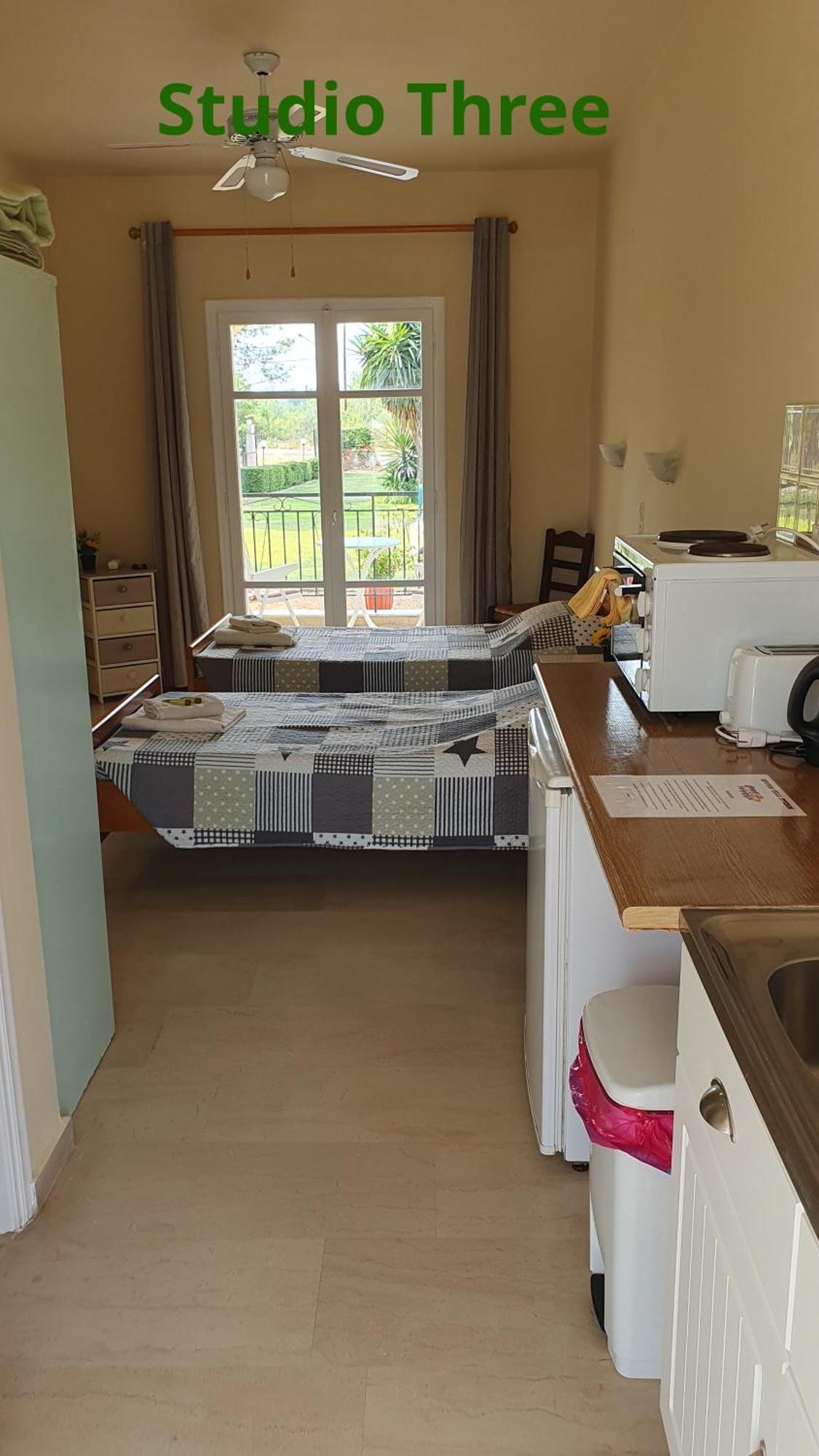 Kivotos Apartment